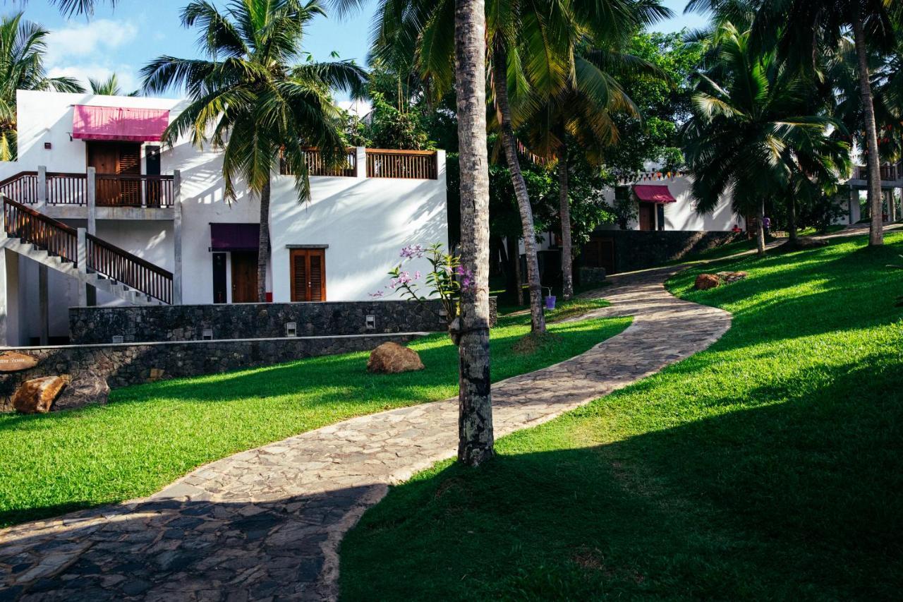 Utmt - Underneath The Mango Tree Spa & Beach Resort Dikwella Exteriér fotografie